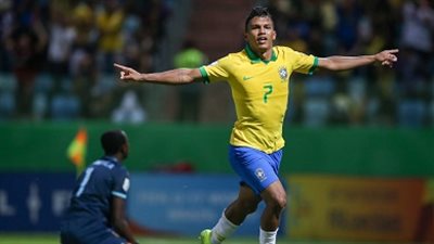 صراع إنجليزي على ضم موهبة البرازيل جابرييل فيرون