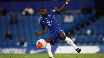 نجم تشيلسي يتعرض لهجوم عنصري عبر 