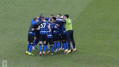 إريكسن يقود إنتر لفوز قاتل على ميلان في كأس إيطاليا