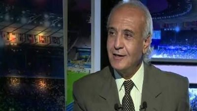 أسامة خليل يعتذر عن منصب المدير الرياضي في الإسماعيلي