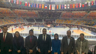 محمود حسين: أداء منتخب اليد سيظل في الأذهان لوقت طويل