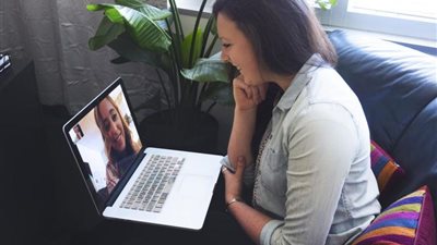 نصائح للبقاء على التواصل مع الأصدقاء خلال انتشار فيروس كورونا