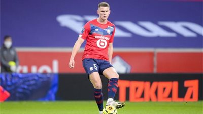 ليفربول يجدد اهتمامه بمدافع ليل الفرنسي