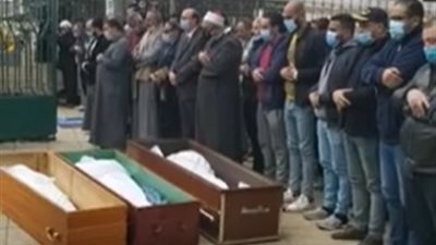 نجوم الفن يغيبون عن جنازة محمود عبد الغفار بمسجد الصباح بالهرم