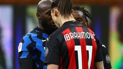 فيدال يتورط في أزمة إبراهيموفيتش ولوكاكو (فيديو)