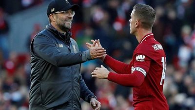 كلوب: هندرسون لديه الشخصية التي نحتاجها في الدفاع.. وفيرمينو دخل تاريخ ليفربول