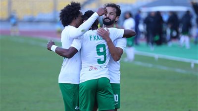 المصري يتقدم بهدف على الإنتاج الحربي في الشوط الأول