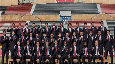 بعثة الأهلي في قطر تتناول وجبة العشاء داخل الغرف الخاصة