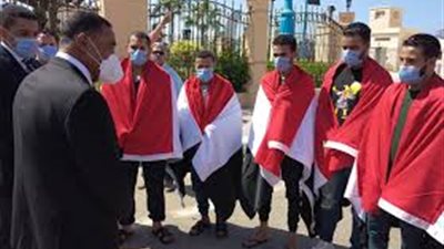 أهالي العمرة بقنا يكذبون النواب: أبناؤنا ما زالوا في أيدي المليشيات الليبية