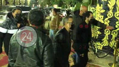 ظهور رامز جلال في عزاء محمد الصغير بـ