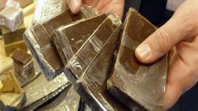 حبس 3 أشخاص وضبط 200 طربة حشيش في الإسكندرية 