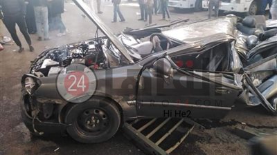 سقوط سيارة ملاكي من أعلى كوبري أكتوبر بمدينة نصر (صور)