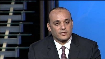 برلماني يطالب وزير النقل بتطوير مزلقانات السكة الحديد بالشرابية والزاوية الحمراء