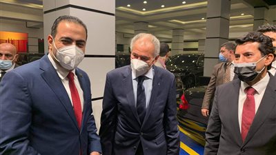 الدكتور محمود حسين يهنئ وزير الرياضة والاتحاد الدولي لـ
