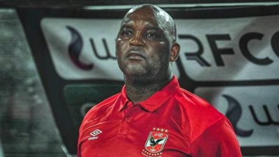 موسيماني يرفض اقتراح معاونيه بإشراك 3 