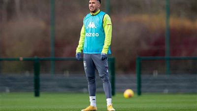 تريزيجيه ينهي تدريباته مع أستون فيلا لمواجهة وست هام في الدوري الإنجليزي