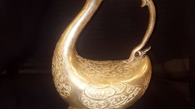 إبريقين من الفضة.. أبرز مقتنيات العرض بمتحف قصر المنيل بالقاهرة