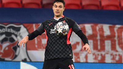 كاباك: فان دايك قدوتي.. واللعب مع ثلاثي هجوم ليفربول أمر ممتع