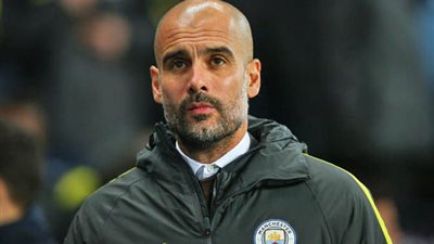 محرز وستيرلينج يقودان هجوم مانشستر لمواجهة بيرنلي