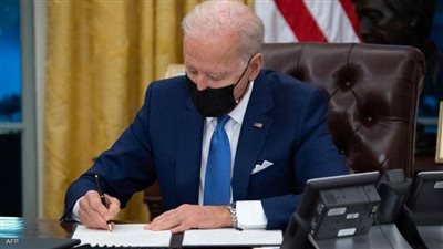 الرئيس الأمريكي يتعهد بإدراج 1400 دولار للأمريكيين في خطة الإغاثة من فيروس كورونا