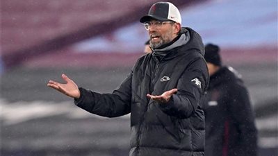 يورجن كلوب يسخر من لاعبي ليفربول بعد الخسارة أمام برايتون 