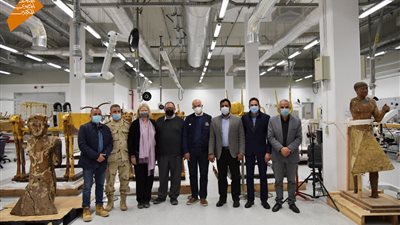 مديرة مركز التراث العالمي باليونسكو في زيارة للمتحف المصري الكبير (صور)