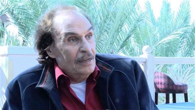 نكشف تفاصيل وفاة الفنان الراحل عزت العلايلي