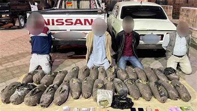 سقوط 3 متهمين بحوزتهم كمية من مخدر الكبتاجون بأسوان