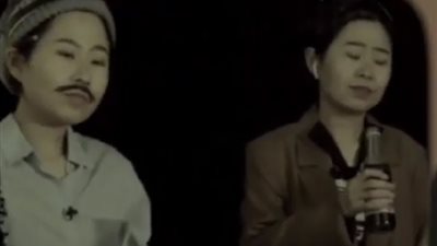 بالمكياج والملابس.. فتاة صينية تبدع في تقليد عادل إمام بمسرحية 