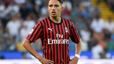 بن ناصر: ميلان لا يفكر في التتويج بالدوري