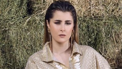 في عيد ميلادها الـ32.. 5 صور لعائشة بن أحمد