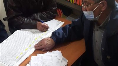 إحالة 47 موظفًا بقرية طيبة بالبحيرة للتحقيق لتغيبهم عن العمل دون سند قانوني