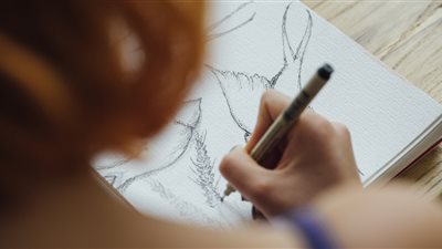 العلاج بالفن.. كيف يساعد الرسم في التخلص من القلق؟