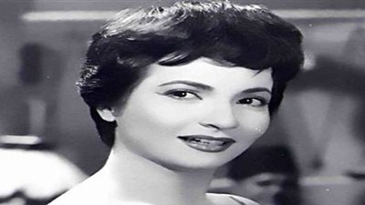 ناقد فني يكشف حقيقة تسبب صورة صحفية لـ