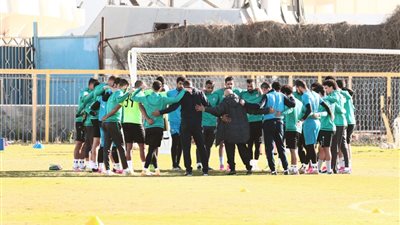 الإسماعيلي يستأنف تدريباته الجماعية استعدادًا للاتحاد السكندري