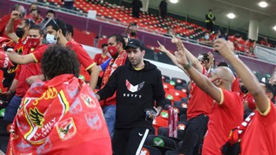 أبو تريكة يعلن حضوره مباراة الأهلي وبالميراس من المدرجات