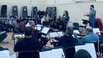 كارول سماحة تجري البروفات النهائية استعدادًا لحفل عيد الحب في دار الأوبرا المصرية (صور)