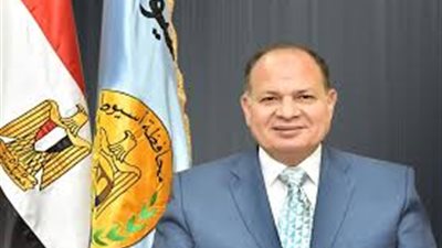 محافظ أسيوط يتابع معدلات تنفيذ مشروع كوبري منقباد بطريق القاهرة الزراعي