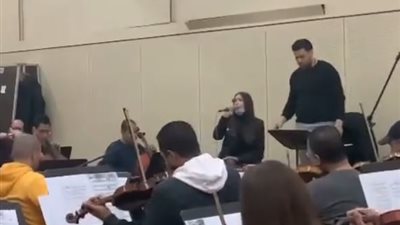 جنات تجري بروفات بدار الأوبرا قبل حفلها بـ