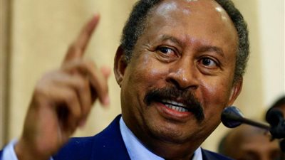بعد أداء حكومته الجديدة القسم.. حمدوك: مكلفون بإخارج السودان من تحديات معقدة