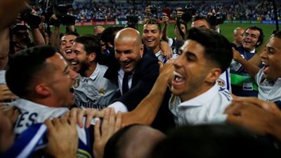 رحيل زيدان شرط نجم ريال مدريد للعودة إلى الفريق