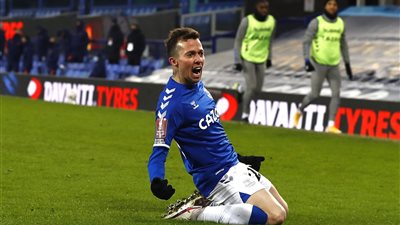 إيفرتون يطيح بتوتنهام خارج كأس الاتحاد الإنجليزي في مباراة ماراثونية