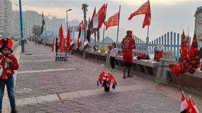 الأحمر يكسو مدينة الإسكندرية لتشجيع الأهلي أمام بالميراس البرازيلي (صور)