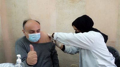 الشرقية.. بدء تطعيم الفرق الطبية بجامعة الزقازيق بلقاح كورونا (صور)