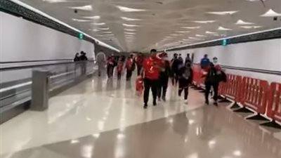 زحف جماهير الأهلي قبل لقاء بالميراس (فيديو)