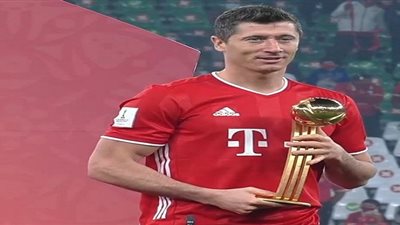 مونديال الأندية.. ليفاندوفسكي أفضل لاعب في البطولة وجينياك الثاني