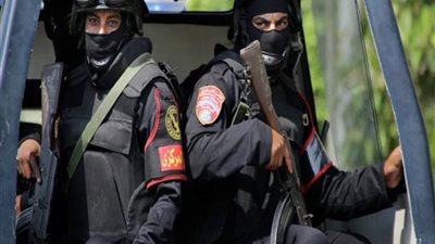 لاتهامهم بسرقة سجائر و285 ألف جنيه .. حبس عصابة الشرطة المزيفة بكفر شكر بالقليوبية