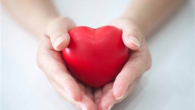 تعرفي على منتجات العناية بالبشرة التي يجب توافرها في خزانتك خلال عيد الحب