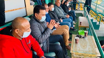 حسام البدري يحضر مباراة طلائع الجيش وسموحة بالدوري الممتاز