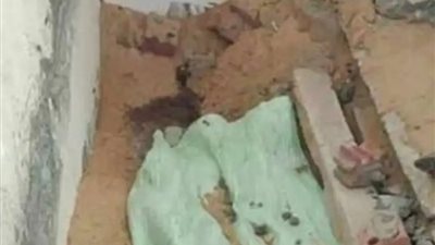 القدر يتدخل والجناة في قبضة الأمن.. اختطفوا شابًا ودفنوه بعقار مهجور